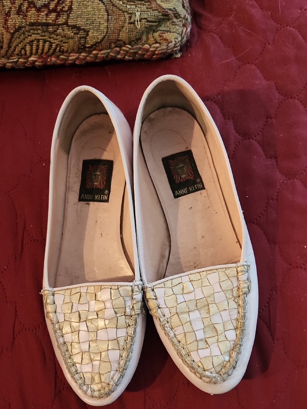 Anne Klein Womans Flats